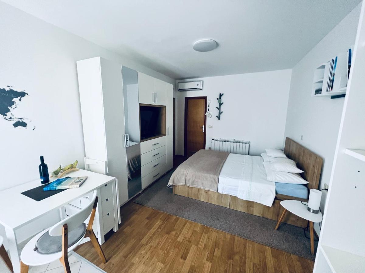 Jakov Apartments โอเรบิก ภายนอก รูปภาพ